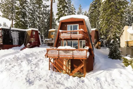 Chickaree Chickadee Buyout by AvantStay 2 Sister Cabins