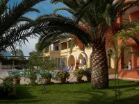 Katerina Pool Apartments Hotel di Thinali