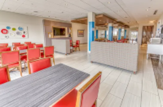 Holiday Inn Express & Suites RANTOUL by IHG