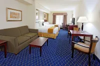 Holiday Inn Express & Suites Cookeville Hotels in Putnam County