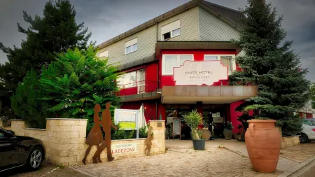 Fritz Hotel & Restaurant KG Отели в г. Вайль-на-Рейне