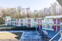 Motel 6 Townsend, GA