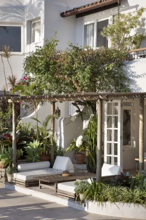 Casas Brancas Boutique Hotel & Spa Отели в г. Армасан-дус-Бузиус