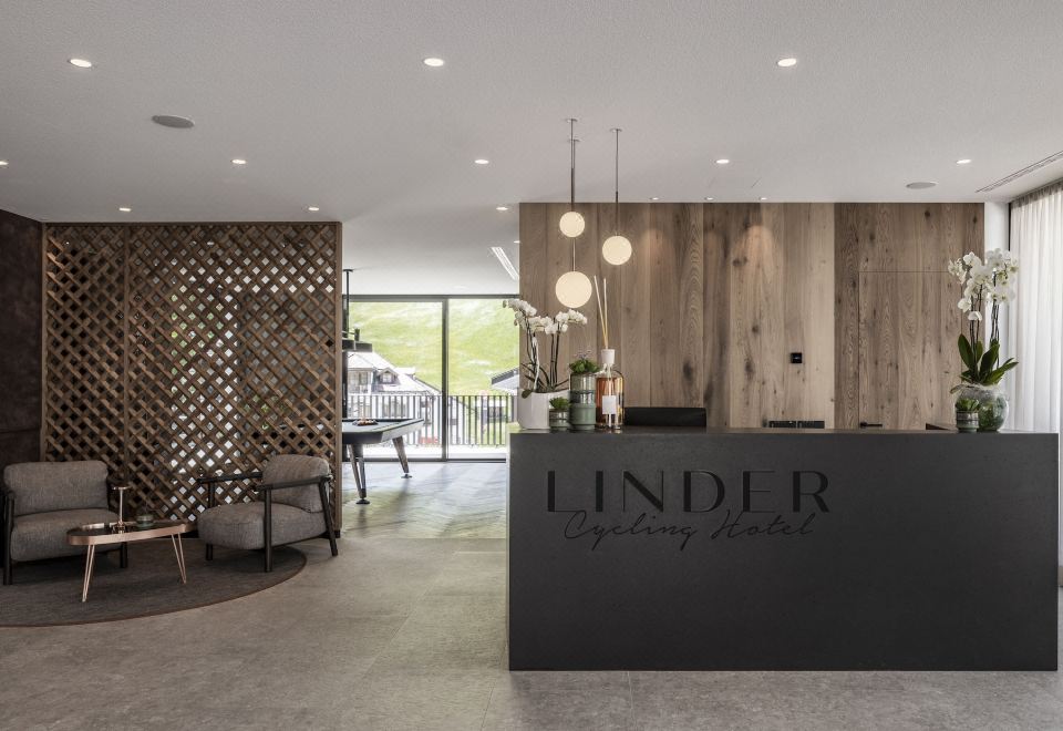바이크 호텔 린데르의 모던한 객실 사진