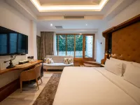The Radh Hotel Hoteles cerca de Torre del reloj de Kandy