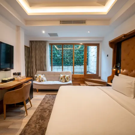 The Radh Hotel