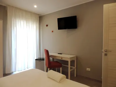 Pretty Tiburtina Room Hotels in Tiburtina