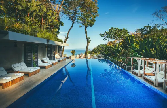 洛斯奧託斯度假村