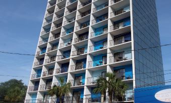 Aqua Beach Inn