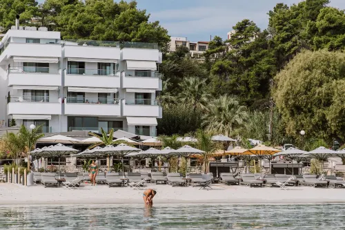 Margarita Sea Side Hotel Hotel di Solina