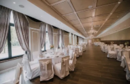 ホテル オーストリア & ボスナ