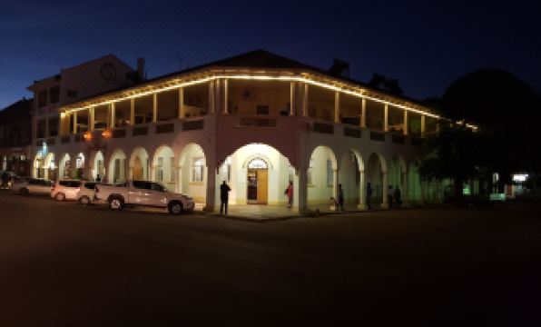 Selborne Hotel - Housity