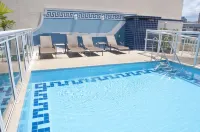 Normandy Hotel - piscina