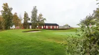 Bedinge Golfklubb Hotell Hotels near Fuglie kyrka