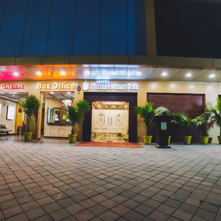 Hotel Vishnu Empire Отели в г. Рева