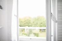 Maison Ailleurs - Scenic