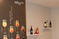 Hostal Aslyp 114 - guesthouses