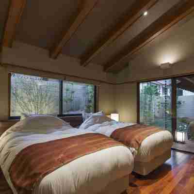 木造りの宿 橋津屋 Rooms