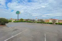 OYO Townhouse Jackson - Ridgeland - Bãi đậu xe
