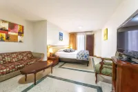 アパルタ スイート サン ペドロ デル フェルテ のホテル