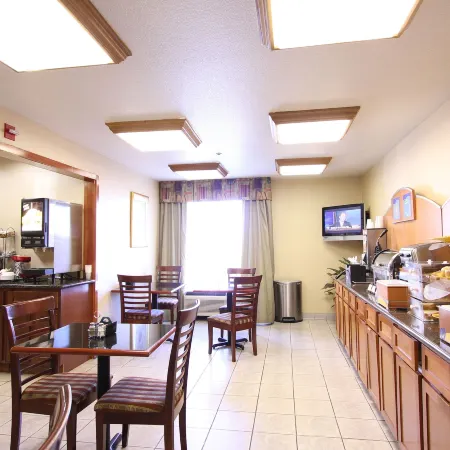 Best Western Plus Twin View Inn  Suites