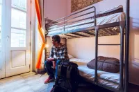 LoL Hostel Siracusa Hotel di 