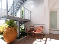 Limehome Evora Largo Dos Penedos Hôtels à : Evora