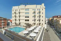 Hotel Continental & Residence - Beach