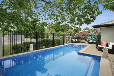 Beechworth on Bridge Motel Hotels near Pennyweight Winery