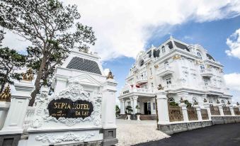 Sepia Hotel DaLat