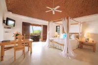 Las Alamandas Hotels in Quémaro