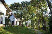 Niraamaya Retreats Cardamom Club Hotels in Periyar
