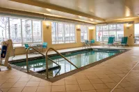 TownePlace Suites Milwaukee Oak Creek Отели в г. Ок Крик