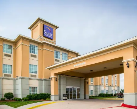Sleep Inn & Suites University