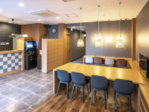 R9 Hostel 栃木駅前 - 男性専用 栃木のホテル