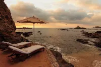 Zoa Hotel - Beach