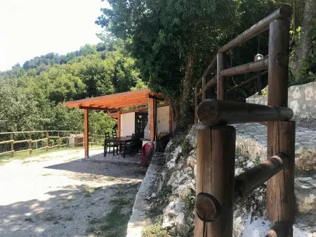 Alloggio Rurale Отели в г. Терни