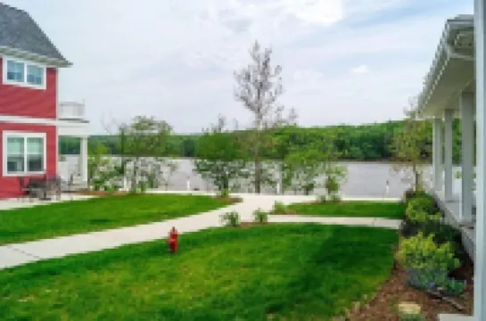 Captain`s Quarters - 179 Leeward Way, Cottage #6