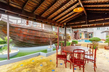 รูปภาพของLuxury Iconic Royal Boat Pool Villa North Pattaya