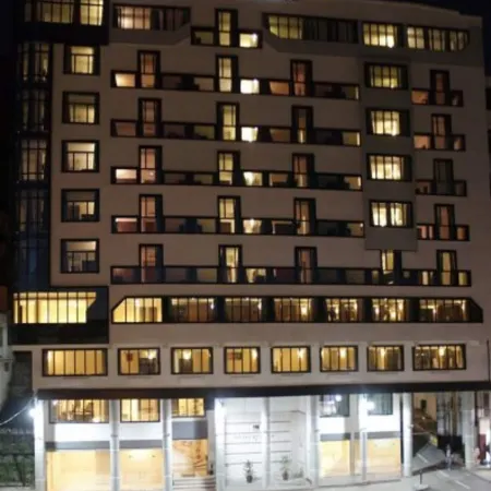 Hotel du Nord Отели в г. Беджаия