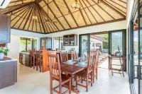 M&M Cooper Bay - the Cooper Bay Villas Hotels in Road Town