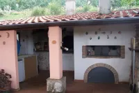 Villa Vallereale 美麗的花園和私人泳池，距離斯佩隆加9公里 伊特里住宿飯店