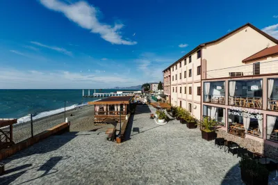 Hotel Edem Hotels near Flipper Diving Club