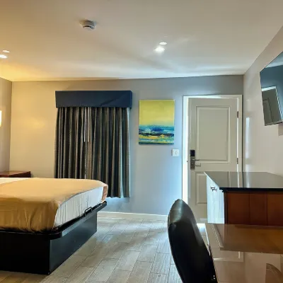 Oceanside Inn and Suites Отели рядом с достопримечательностью «Парк Тайсон стрит»
