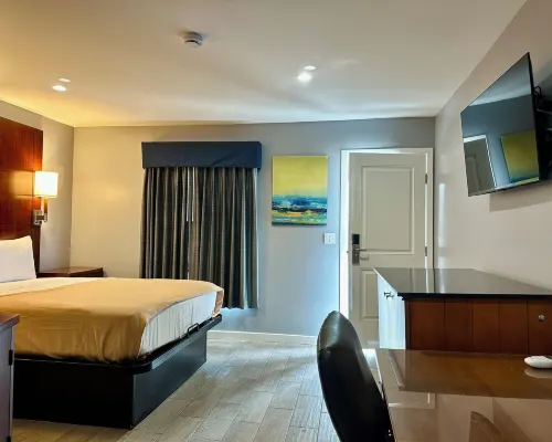 Oceanside Inn and Suites Hotels in Oceanside