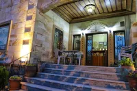 Uchısar Stone House