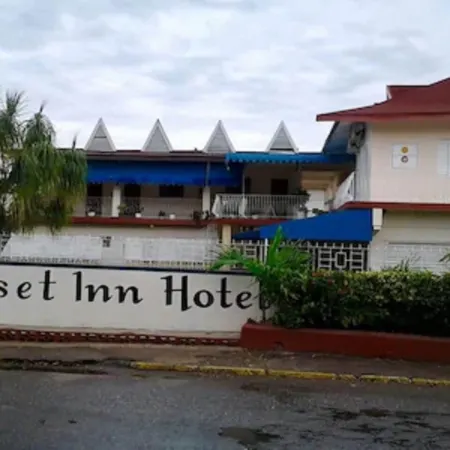 Sunset Inn Hotel