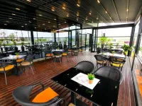 N酒店由NOSHI 克魯亞酒店