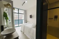 Apê Metrô Paraíso