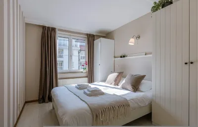 Huswell - Apartment for 6 Person in Knokke with Parking